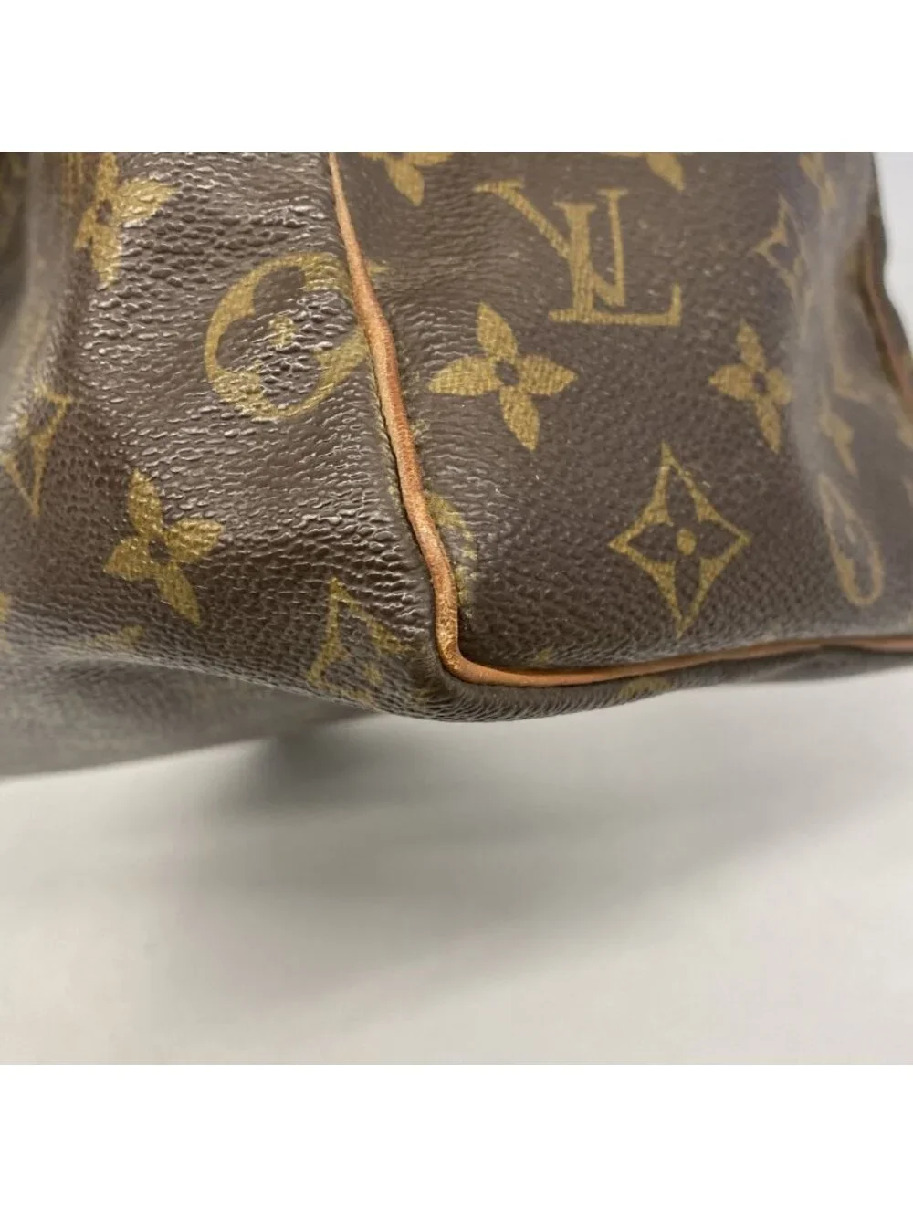 Louis Vuitton Monogram Speedy 25 Brown Handbag